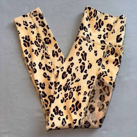 NWT Cheetah Print Fabletics Leggings - Picture 2 of 6